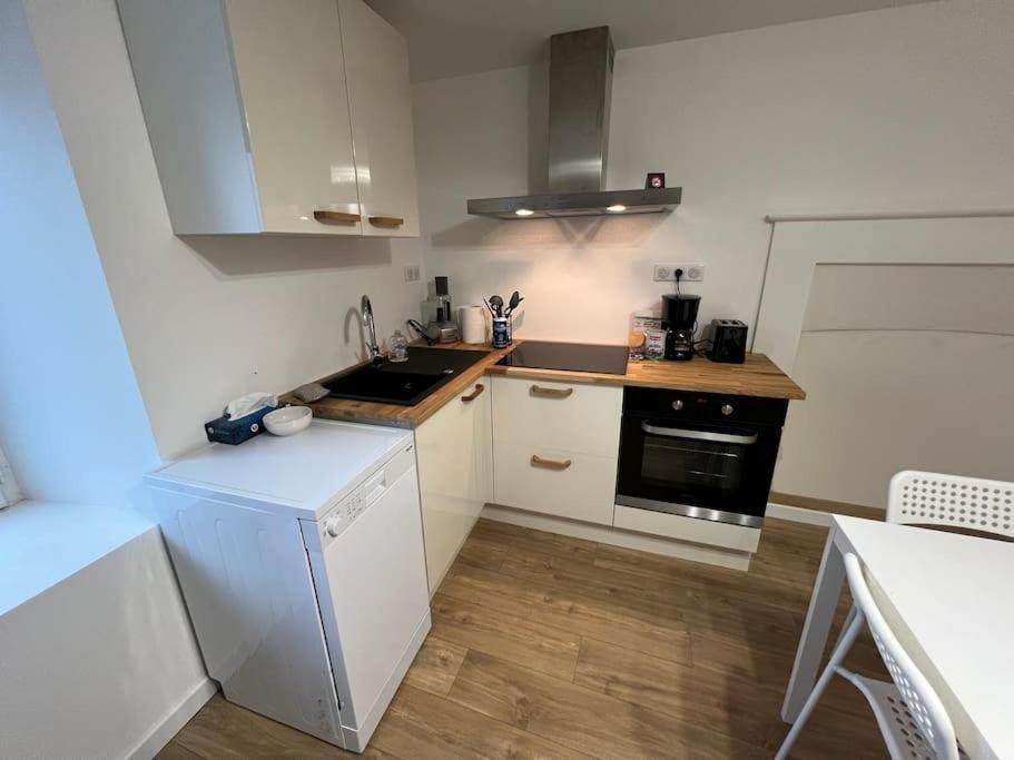 Charmante Maison A Evran Proche Dinan Et St Malo. Buitenkant foto